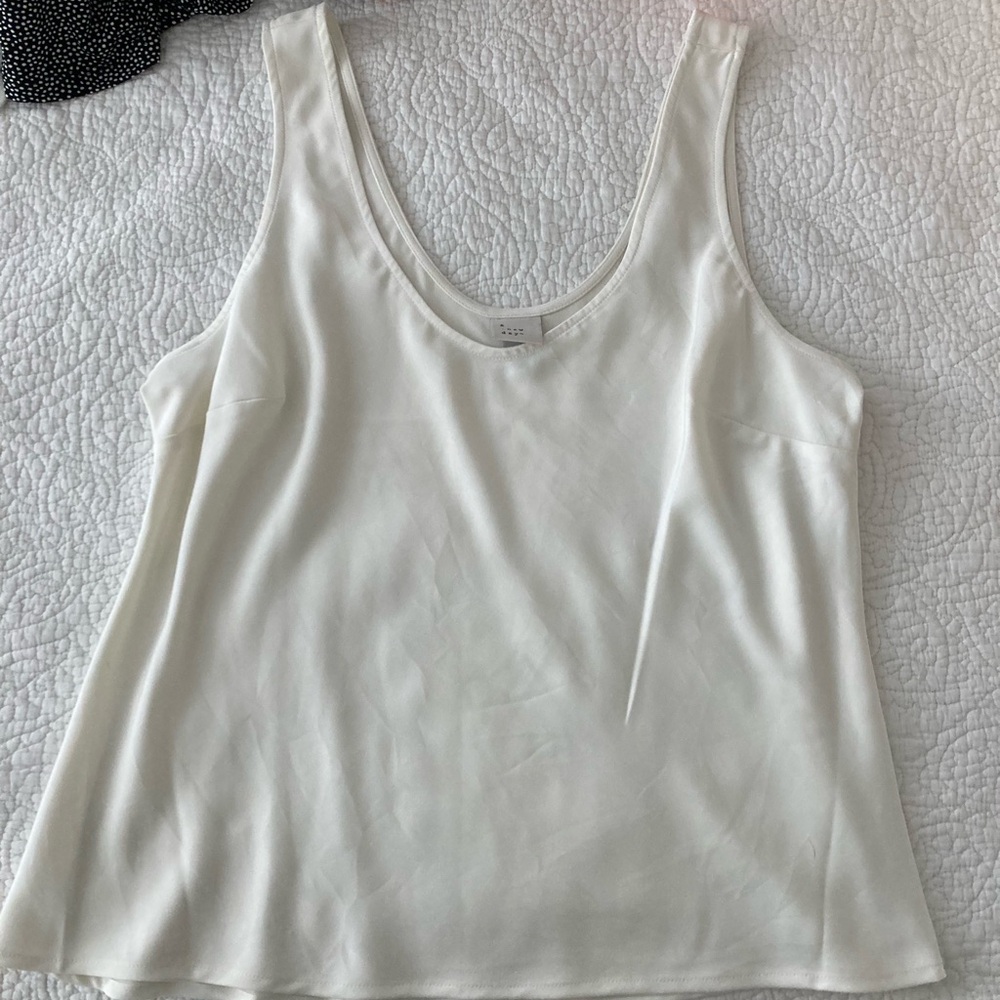 Elegant White Sleeveless Top